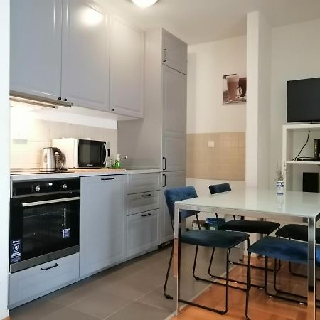 Apartment Capital Town-Free Parking 자그레브 외부 사진