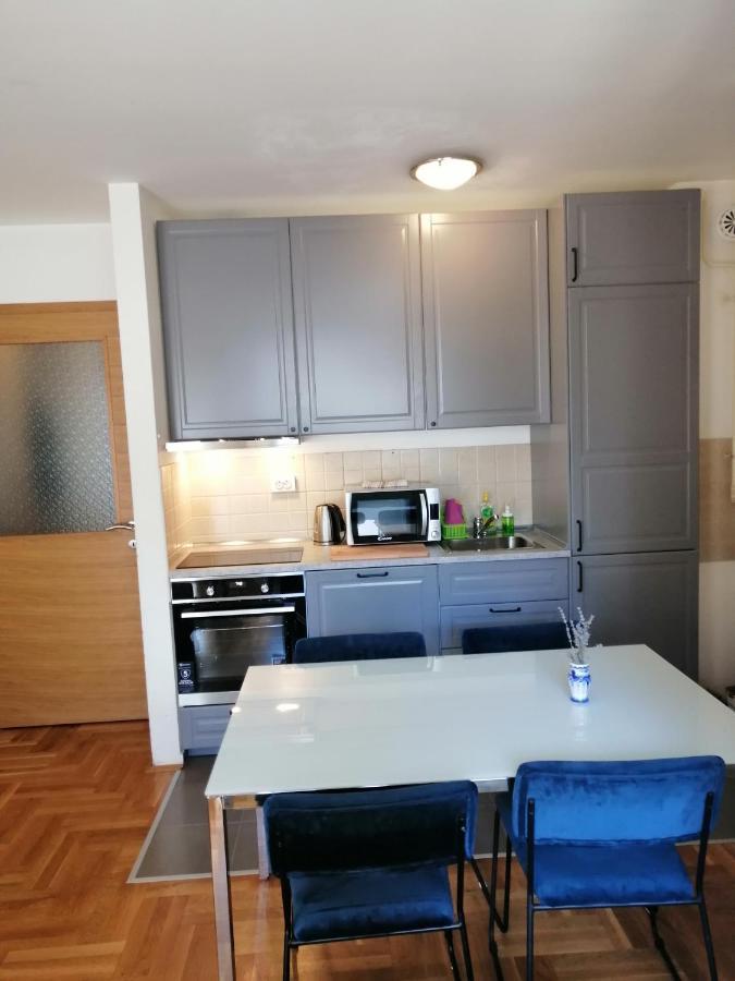 Apartment Capital Town-Free Parking 자그레브 외부 사진